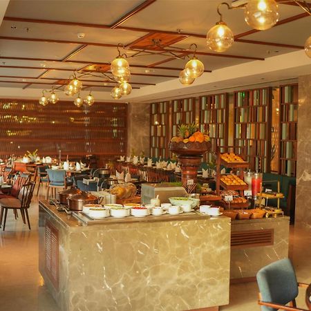 Radisson Hotel Vrindāvan 外观 照片