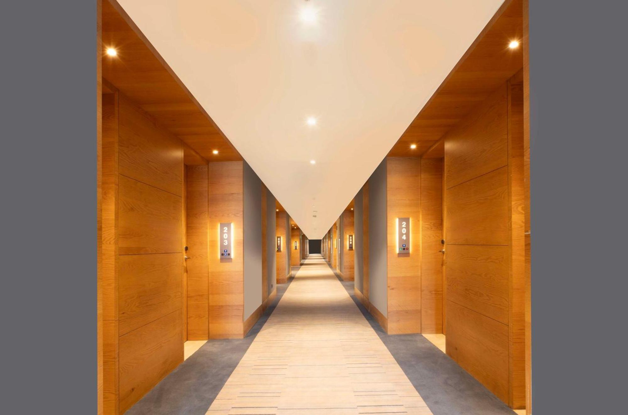 Radisson Hotel Vrindāvan 外观 照片