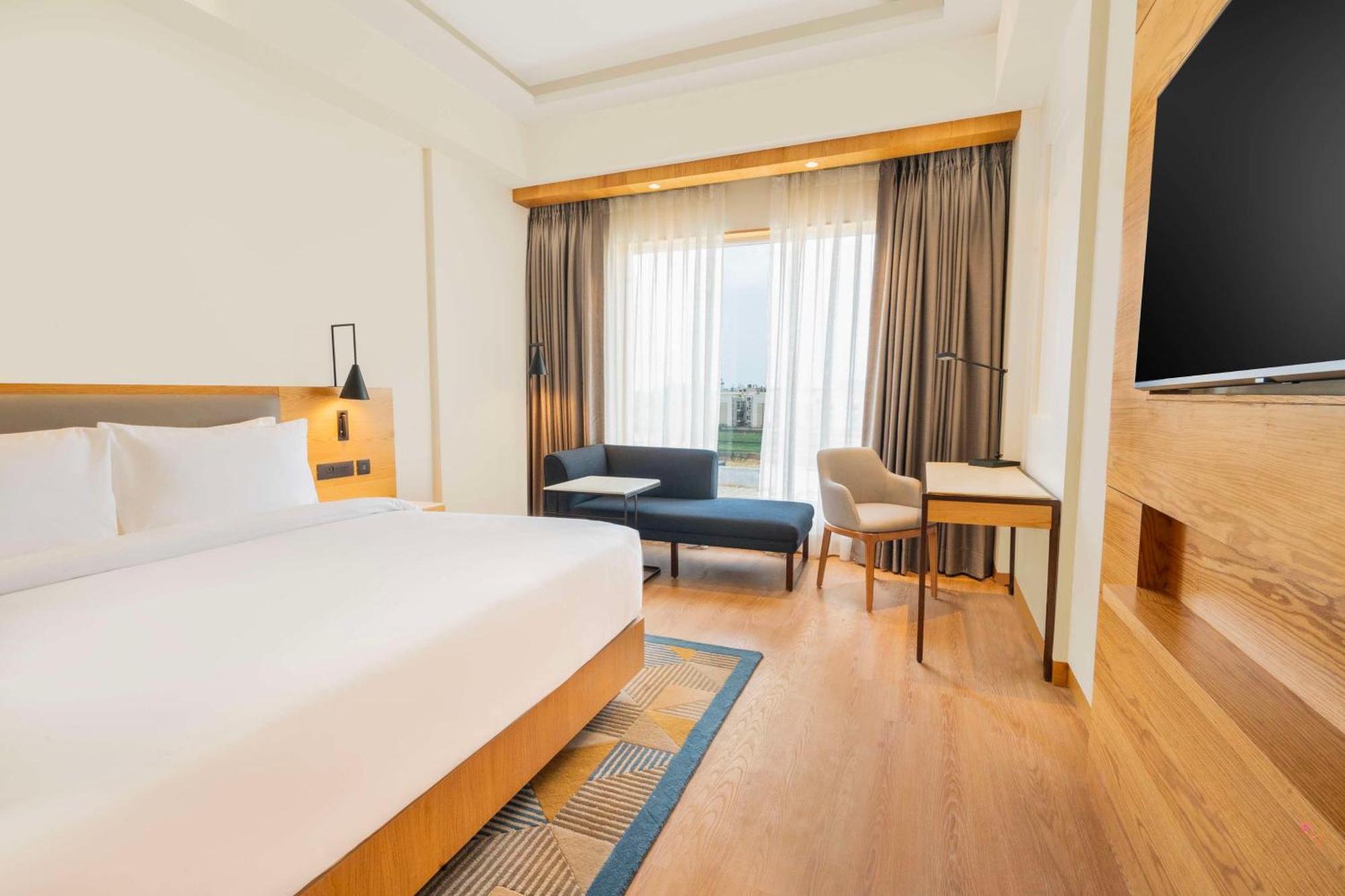 Radisson Hotel Vrindāvan 外观 照片