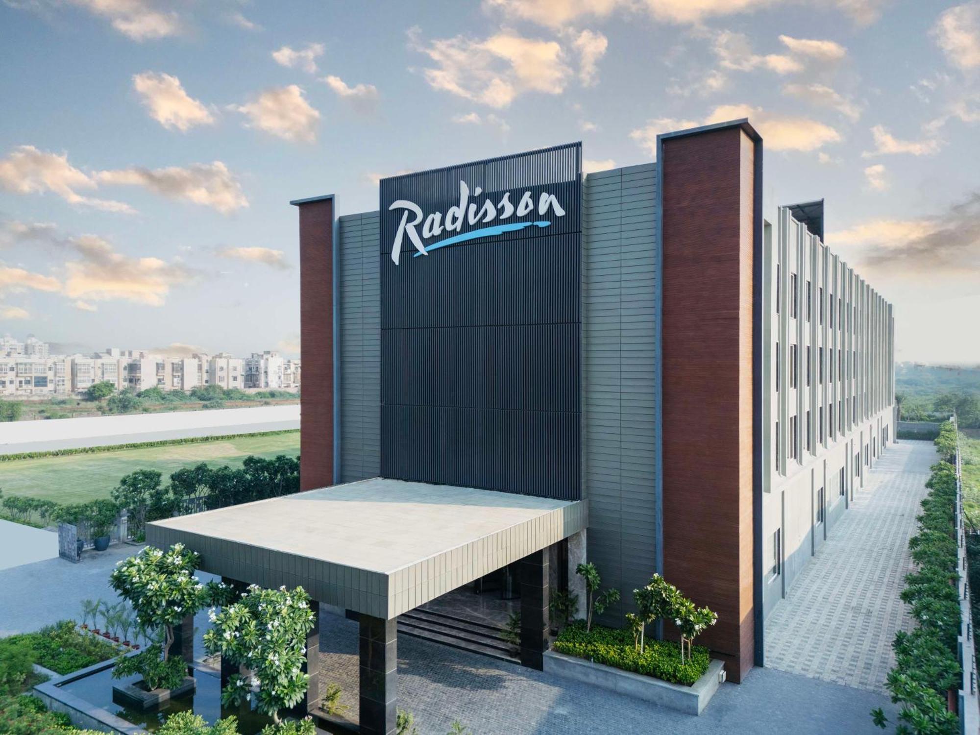 Radisson Hotel Vrindāvan 外观 照片