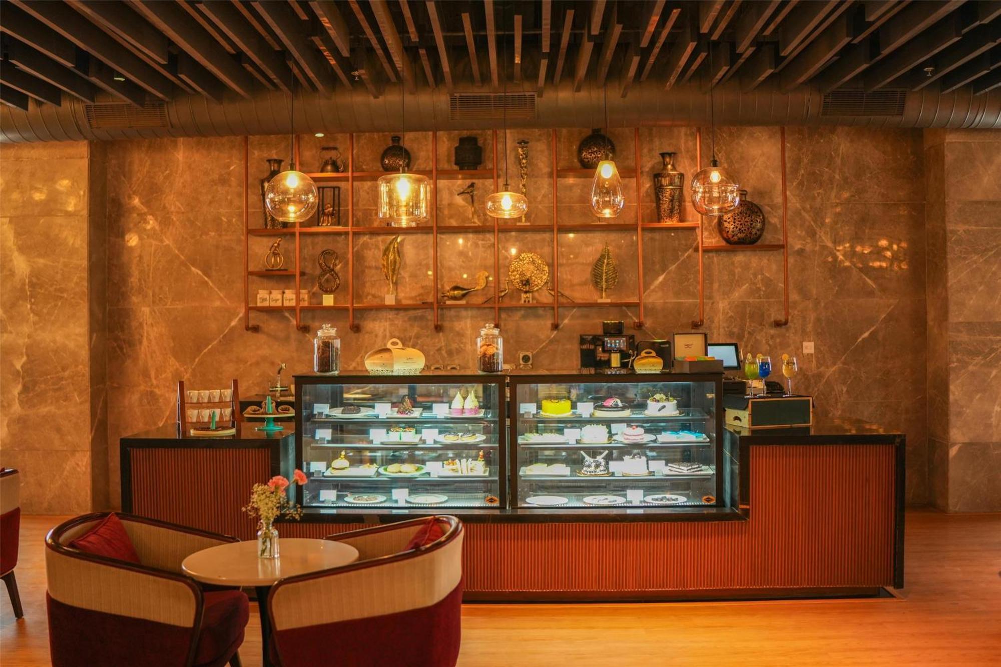 Radisson Hotel Vrindāvan 外观 照片